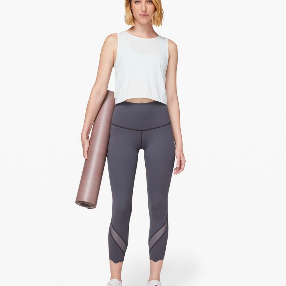 Lululemon Wunder Under Scallop Leggings